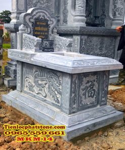 Mộ đá không mái 14