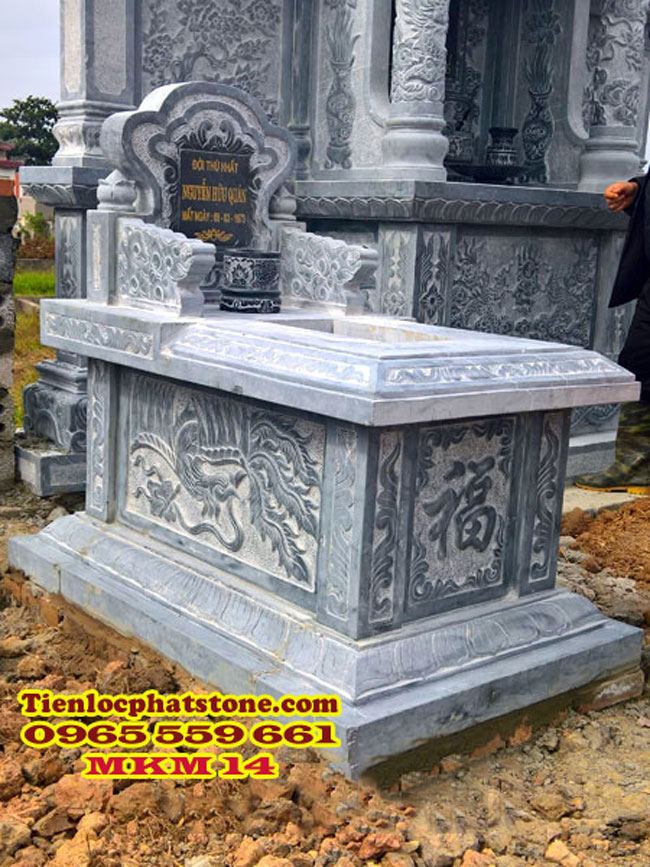 Mộ đá không mái 14