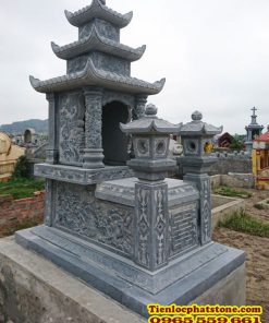 Mộ đá ba mái 10