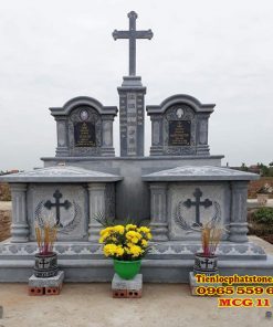 Mộ đá công giáo 11