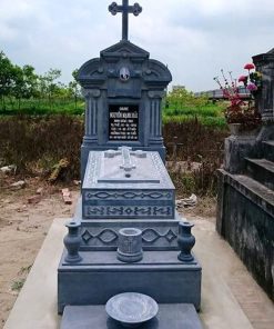 Mộ đá công giáo 16