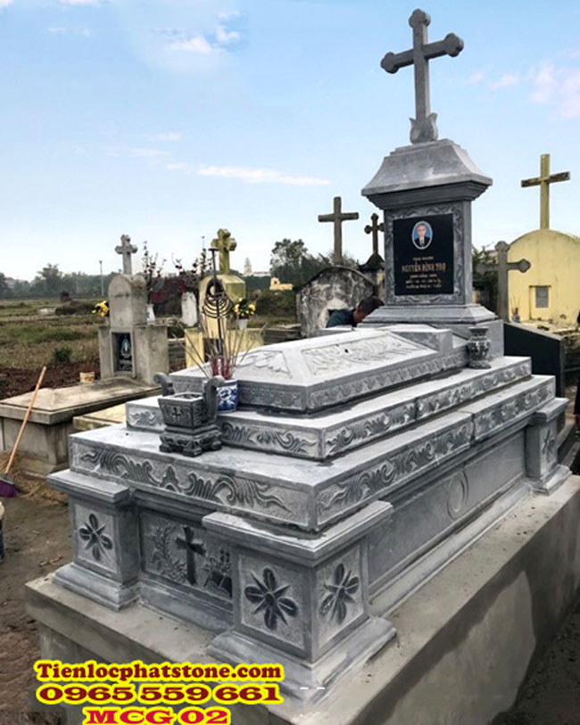 Mộ đá công giáo từ đá xanh Thanh Hóa