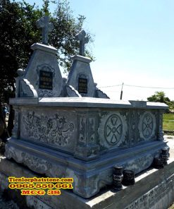 Mộ đá công giáo 38