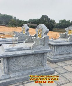 Mộ đá không mái 59