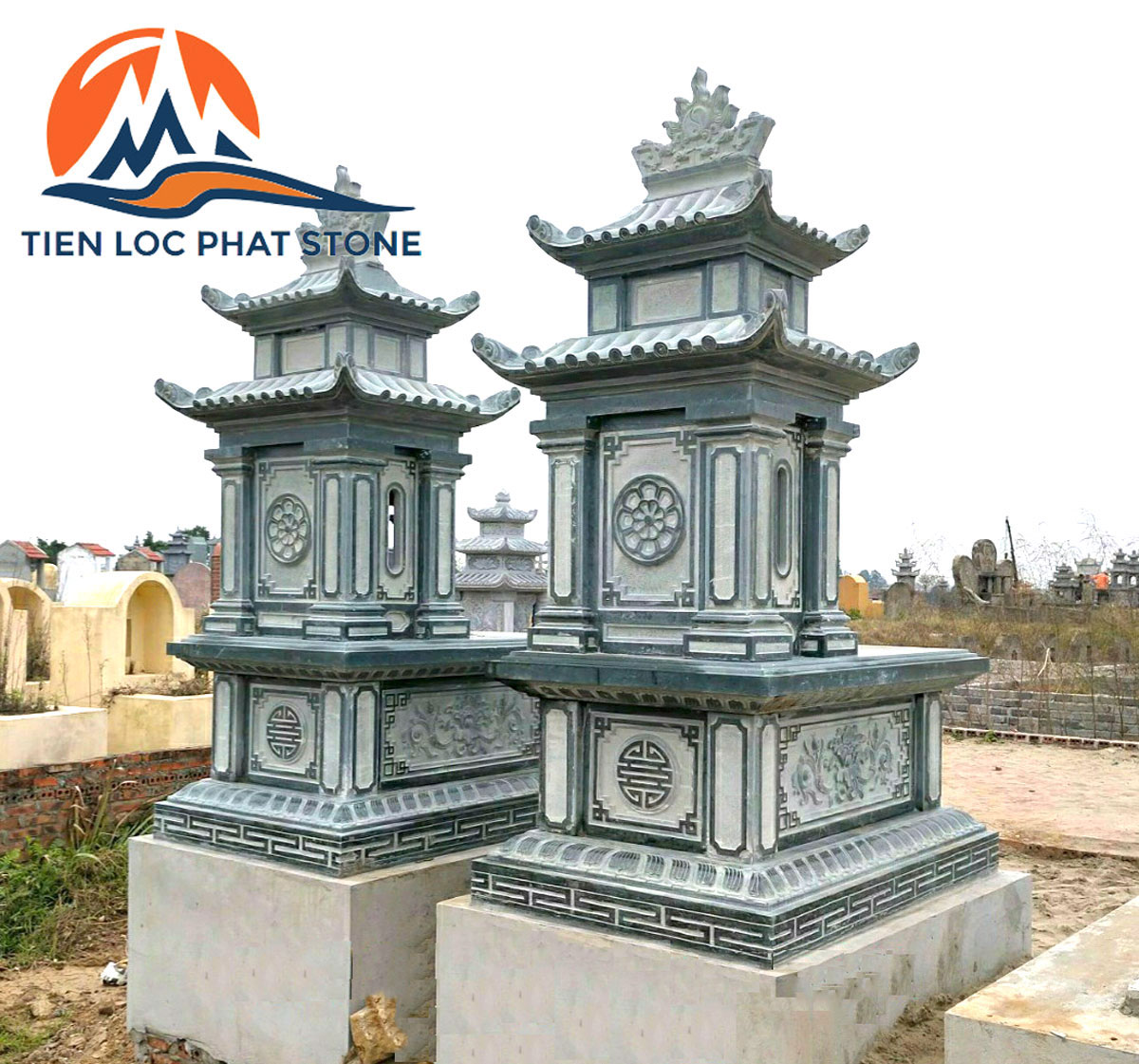 Hoàn thiện hai ngôi mộ đá hai mái tại Tĩnh Gia Thanh Hóa 1