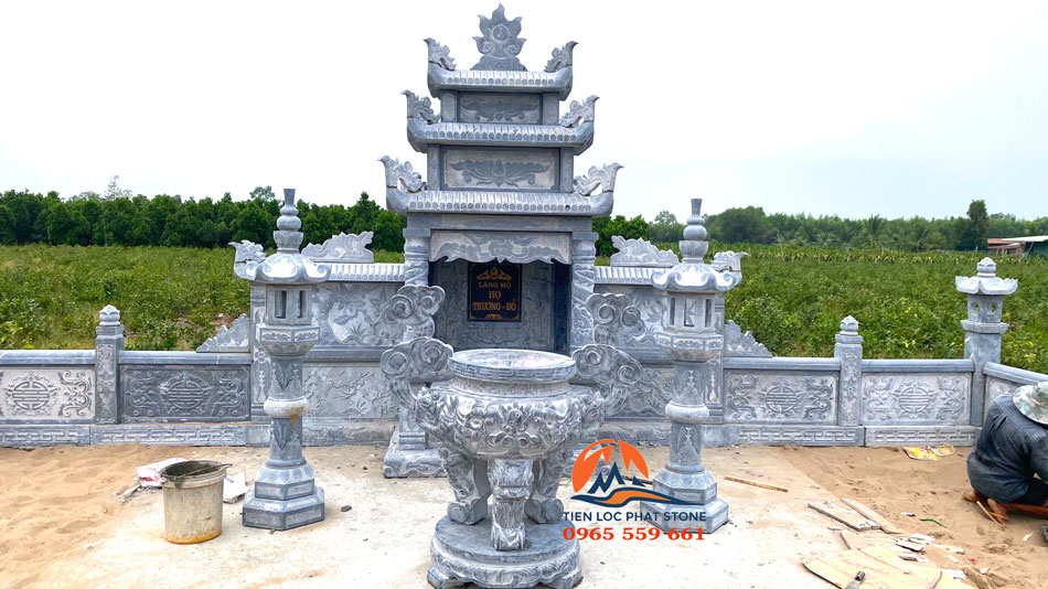 Thi công lắp đặt khu lăng mộ đá tại Bến Lức Long An 2