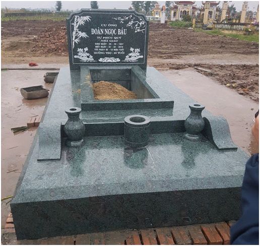 Mộ đá granite nguyên khối 1