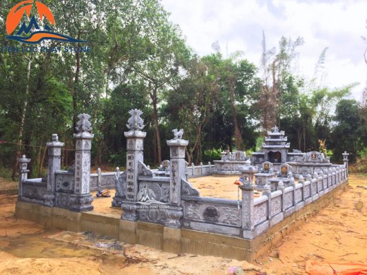 khu-lang-mo-da-tai-tinh-gia-thanh-hoa