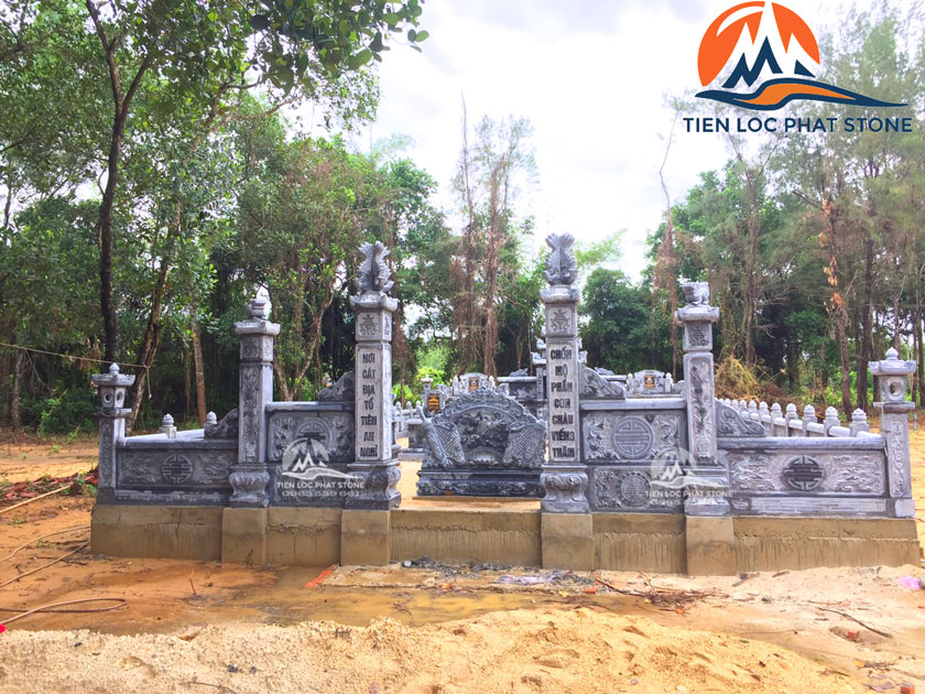 mat-tien-cua-khu-mo-da-hai-hoa-tinh-gia