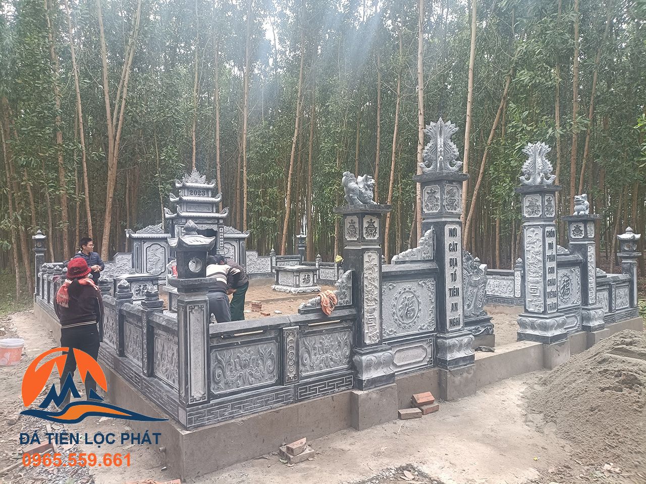 Hoàn thiện lăng mộ đá dòng họ Lê 5