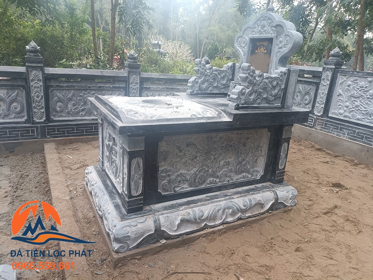 Hoàn thiện lăng mộ đá dòng họ Lê 7