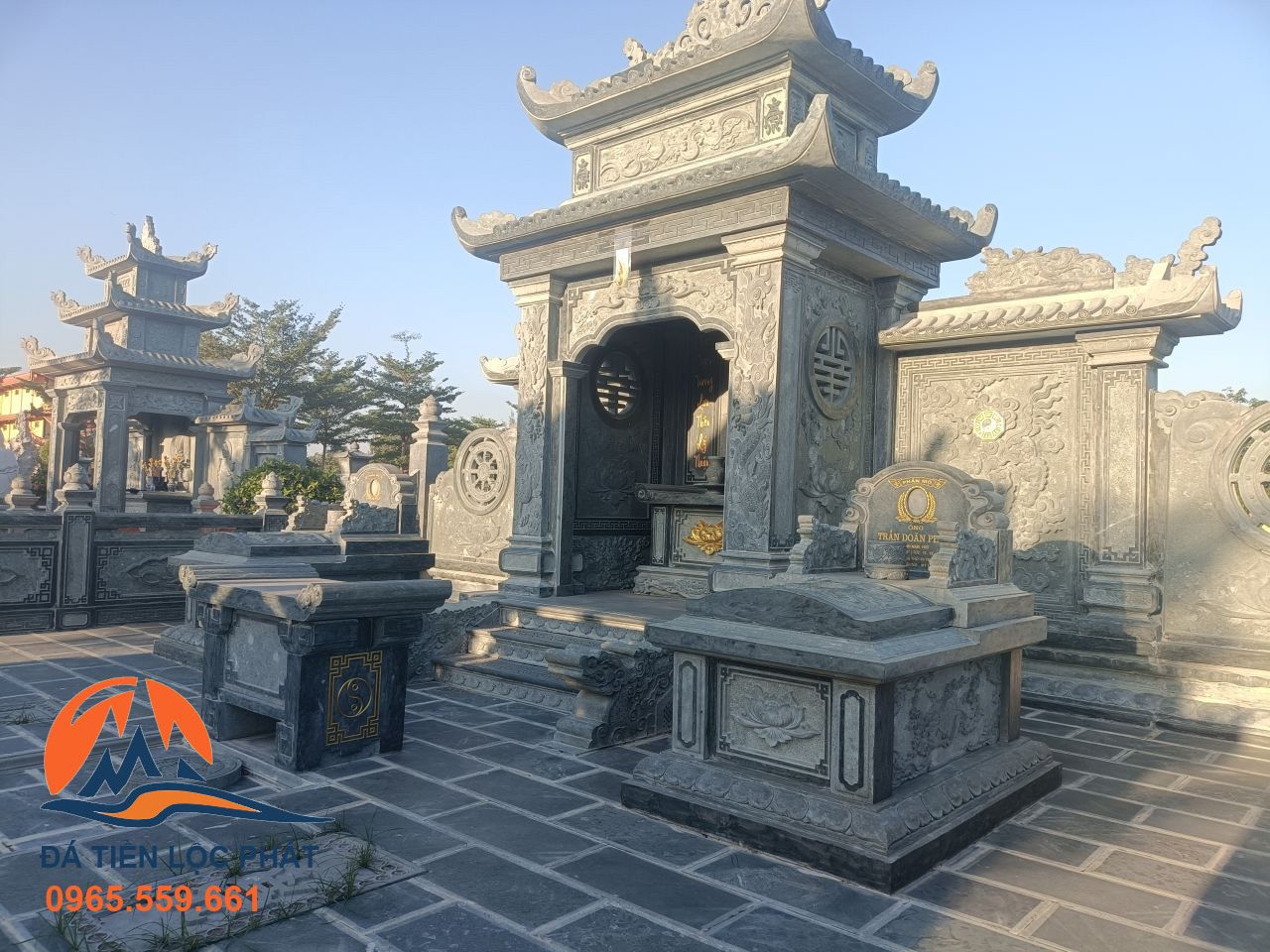 Lăng mộ đá 3
